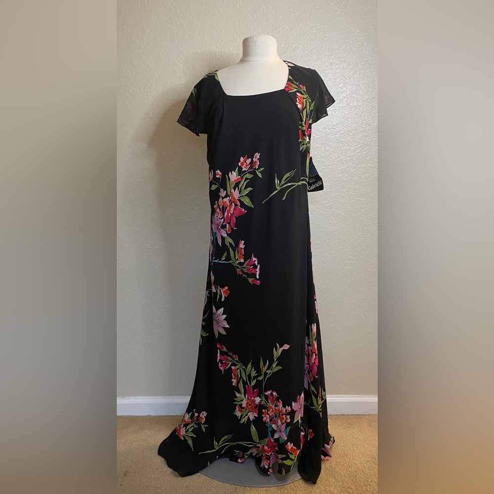 Mlle Gabrielle Black Floral Maxi Dress - Size 20